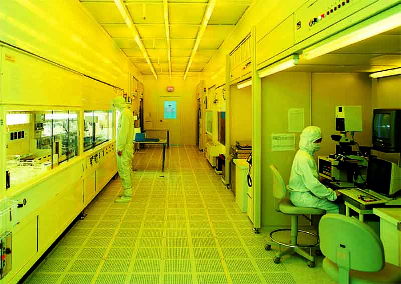 半導(dǎo)體無(wú)塵車間防靜電地板施工指南！